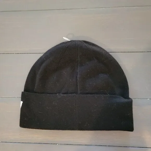 Givenchy Black Split Logo unisex Beanie Paris Motif Knitted 100% Laine W…